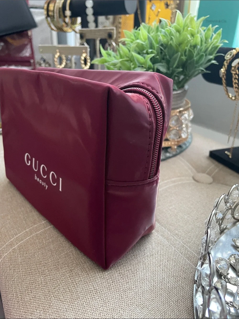 ✨Gucci Beauty Burgundy Makeup Pouch✨NEW